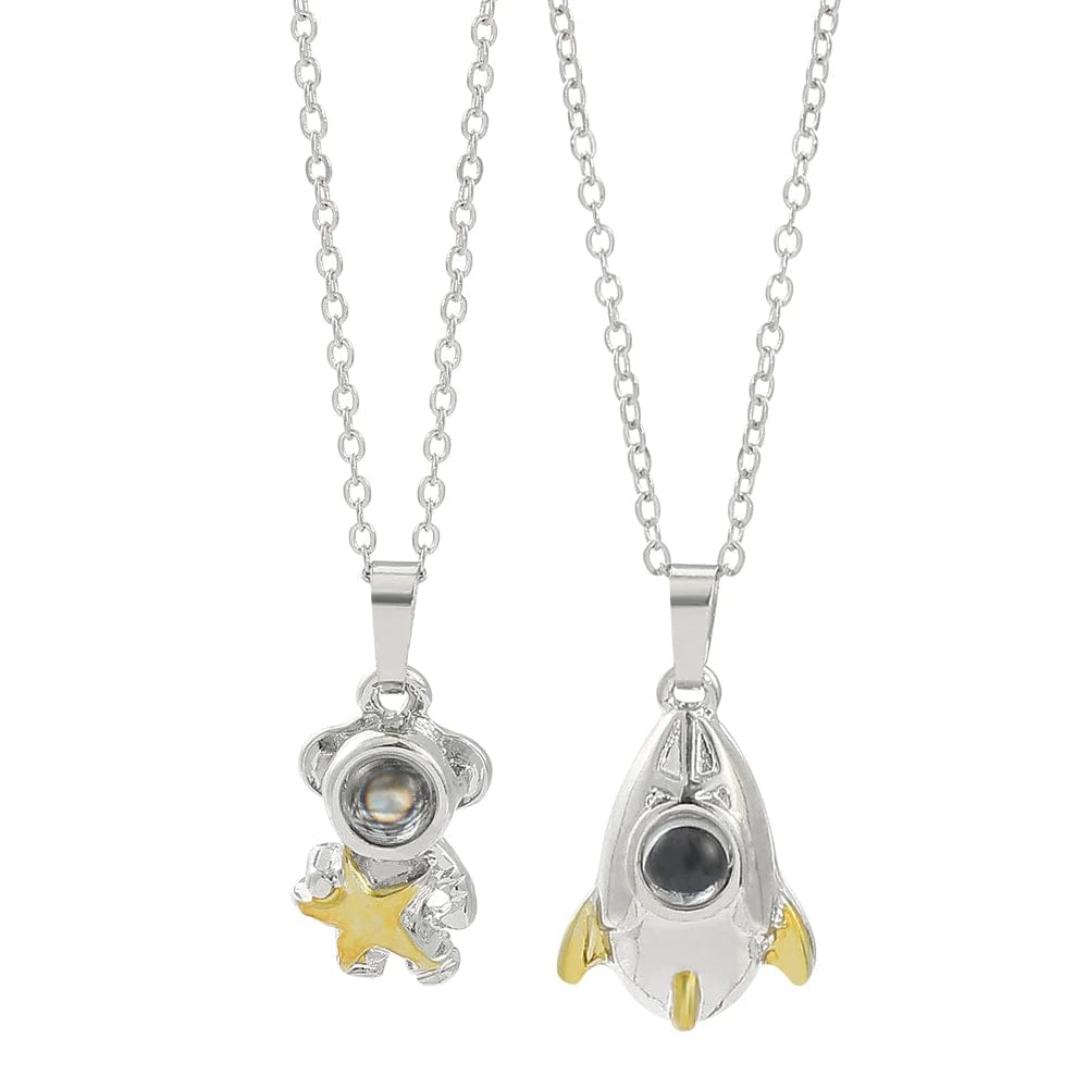 1 Pair Magnetic Heart Couple Necklaces Astronaut Rocket Pendant Women Men Lovers Best Friend Pendant Necklace Jewelry Gift